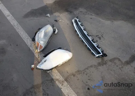 2010 Chevrolet Malibu Ls z USA, uszkodzony, nr VIN 1G1ZB5EBXAF207074